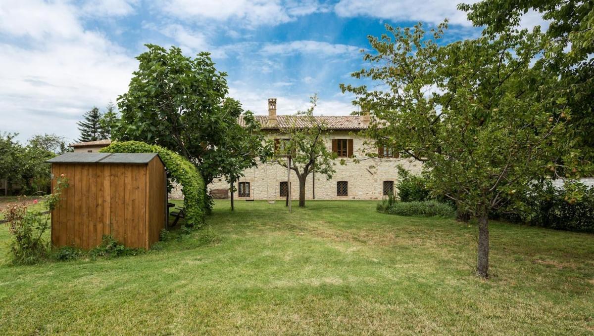 Casa Ridente Nella Valle Del Menotre Con Giardino 팔레 외부 사진